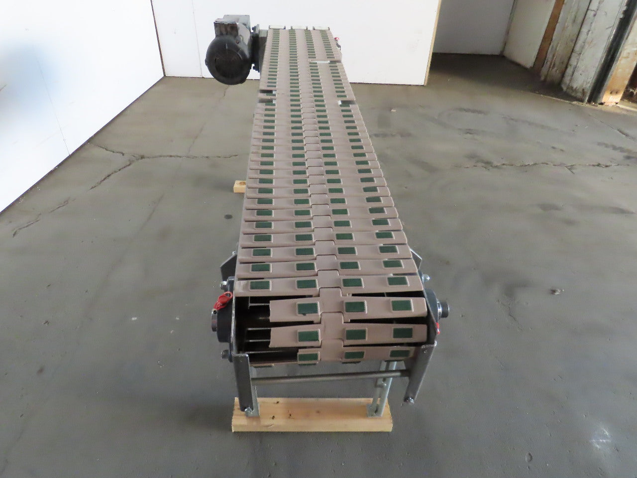 Slider Bed Belt Conveyor 12"wide Plastic chain Belt 73" OAL 115V Single Phase 1Ph