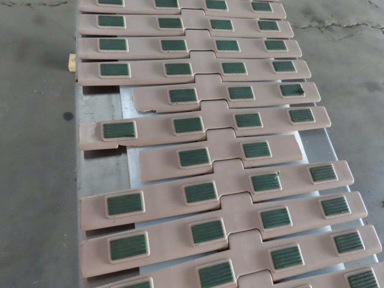 Slider Bed Belt Conveyor 12"wide Plastic chain Belt 73" OAL 115V Single Phase 1Ph