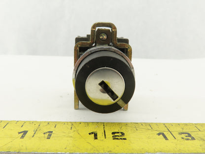 Telemecanique ZBE-101 Normally Open Contact Keyed Selector Switch No Key