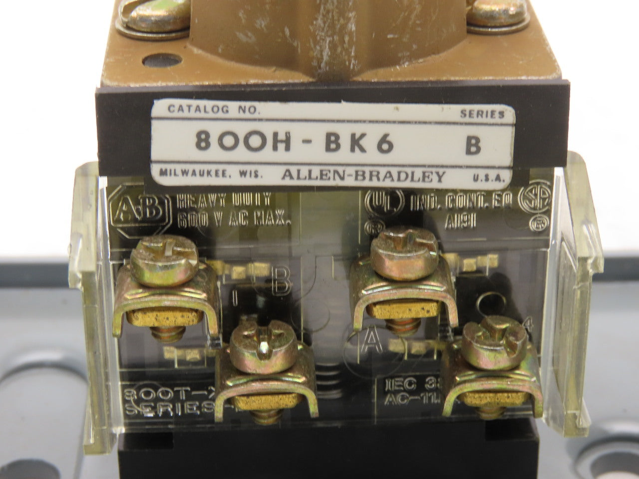 Allen Bradley 800H-1HA Heavy Duty NEMA Type 1 Housing And Push Button Red Stop