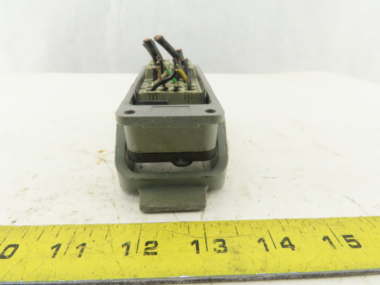 Harting 6A 20 Female Pin Connector Housing Panel Mount Lever Lock
