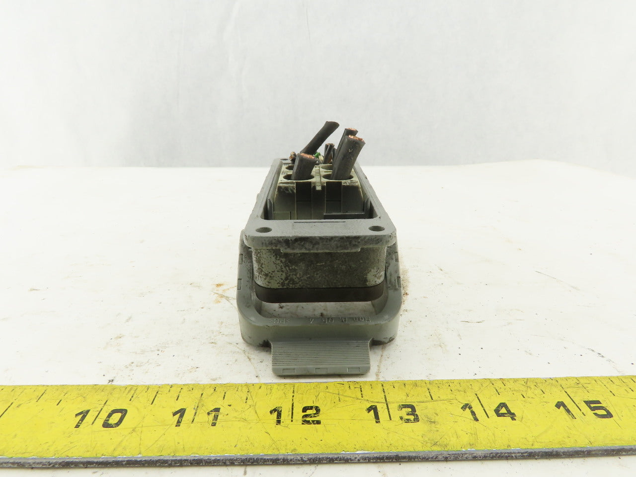 Harting 6A 20 Female Pin Connector Housing Panel Mount Lever Lock