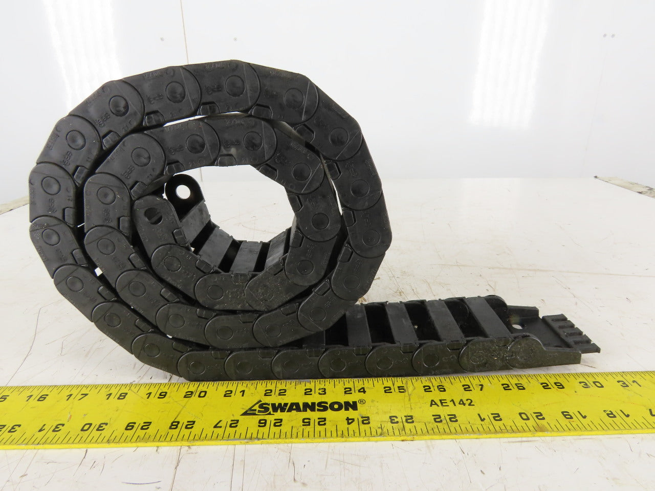 Igus 14.4.048 2" x 1" Cable Carrier Energy Drag Chain 46"