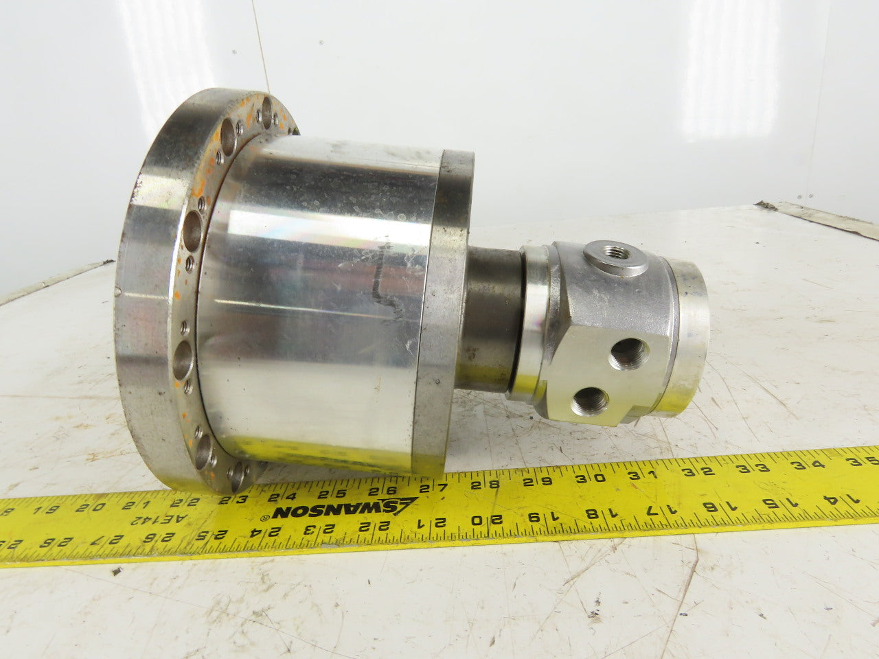 Kitagawa Y1225R Closed Center Hydraulic Chuck Cylinder 25mm Stroke 6000RPM