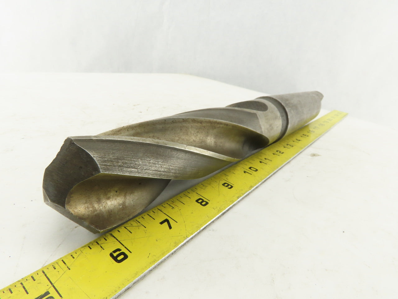 Chevrolet 1-23/32" Cut 3 Flute Morse Taper Shank #5 HS Drill Bit 13-1/2" OAL