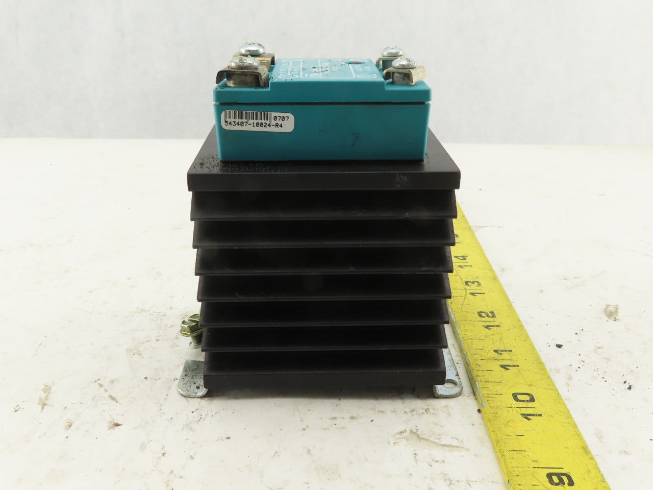 Invensys SVDD/1V20 0-100VDC 20A Solid State Relay 4-32VDC Control & Heat Sink