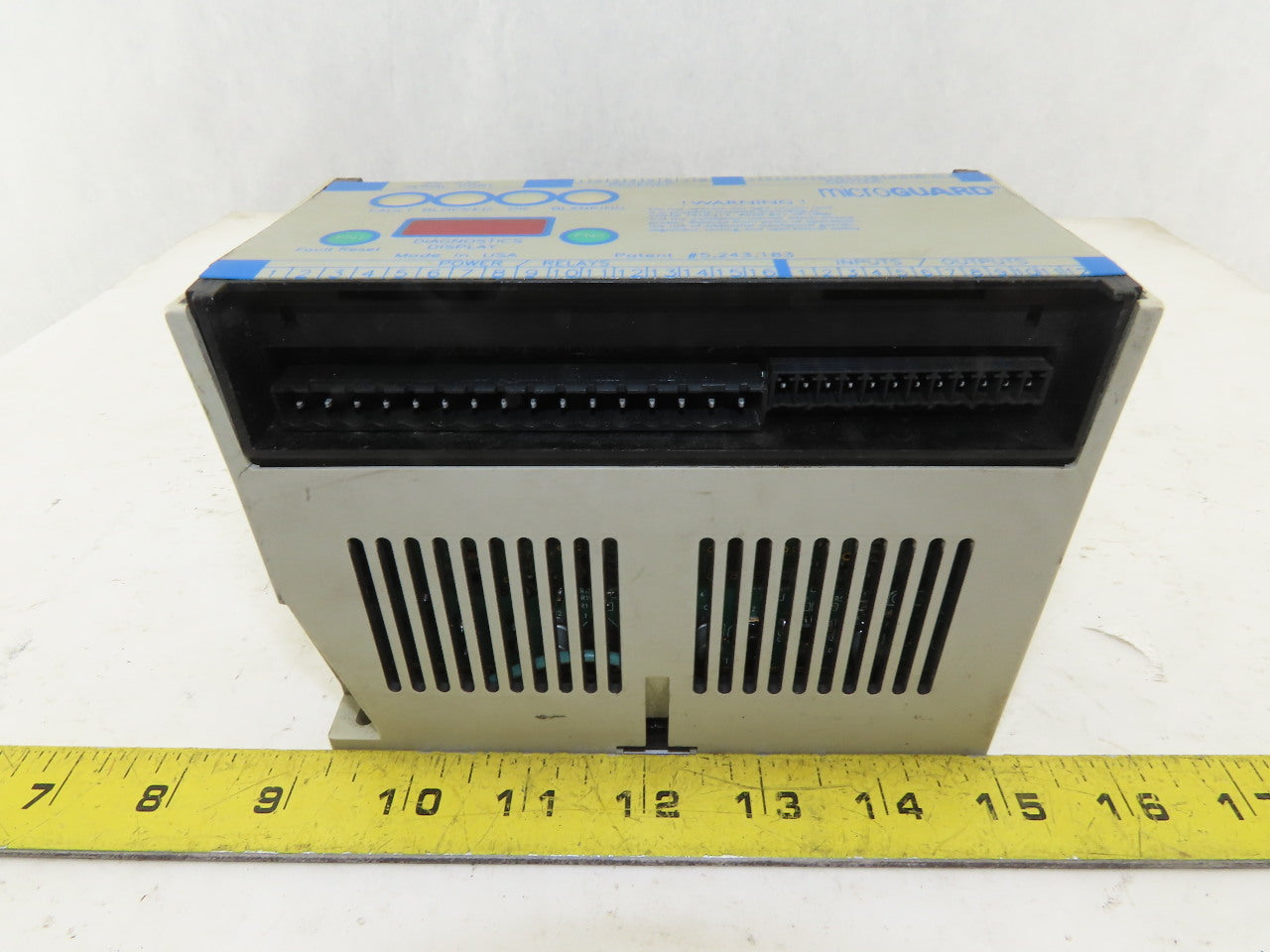 Pinnacle DR-44-0F-AD Microguard 24VDC Light Curtain Safety Control