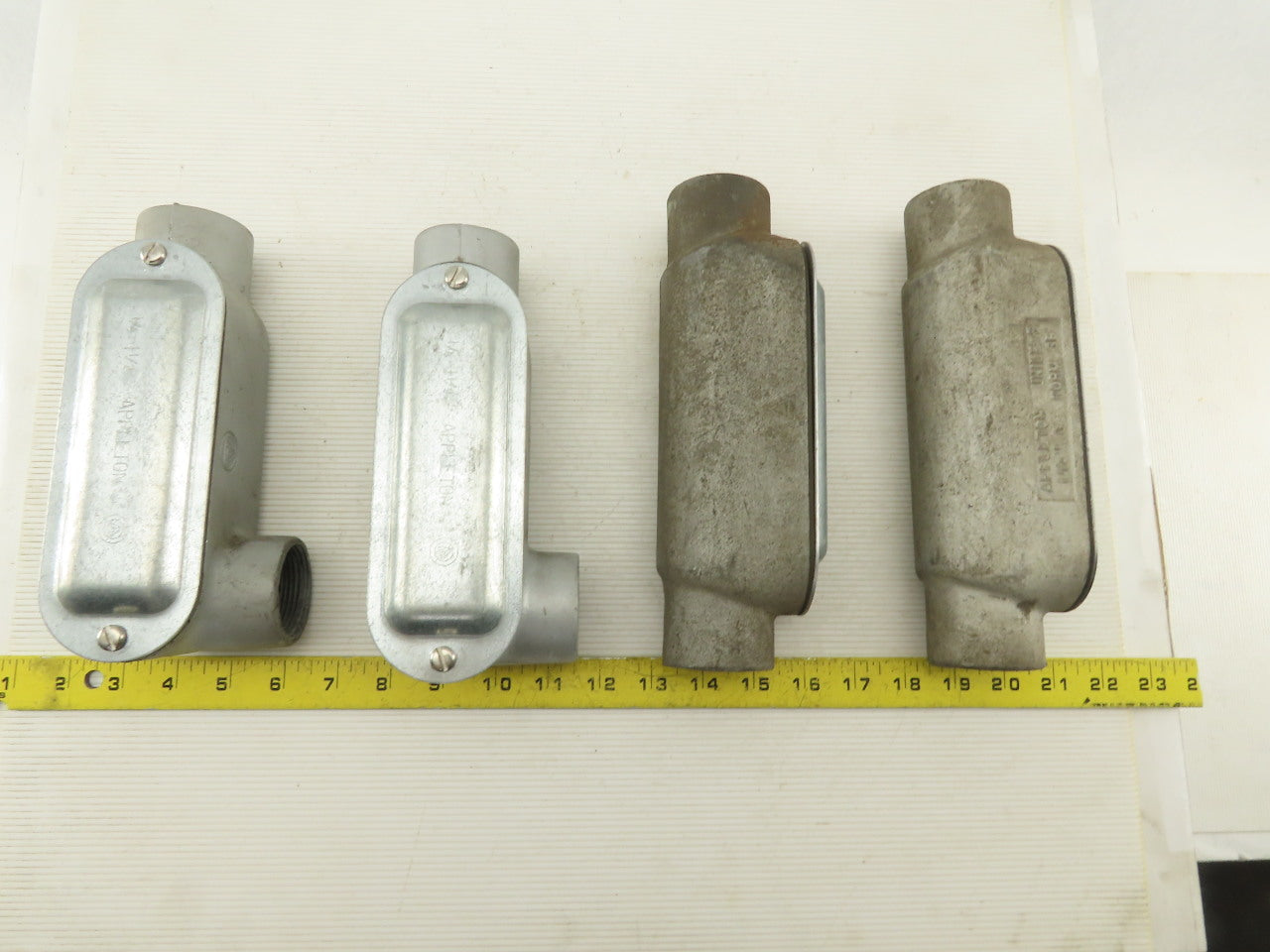 Appleton 1-1/4" LR & C Form 35 Conduit Body Covers & Seals Lot Of 4