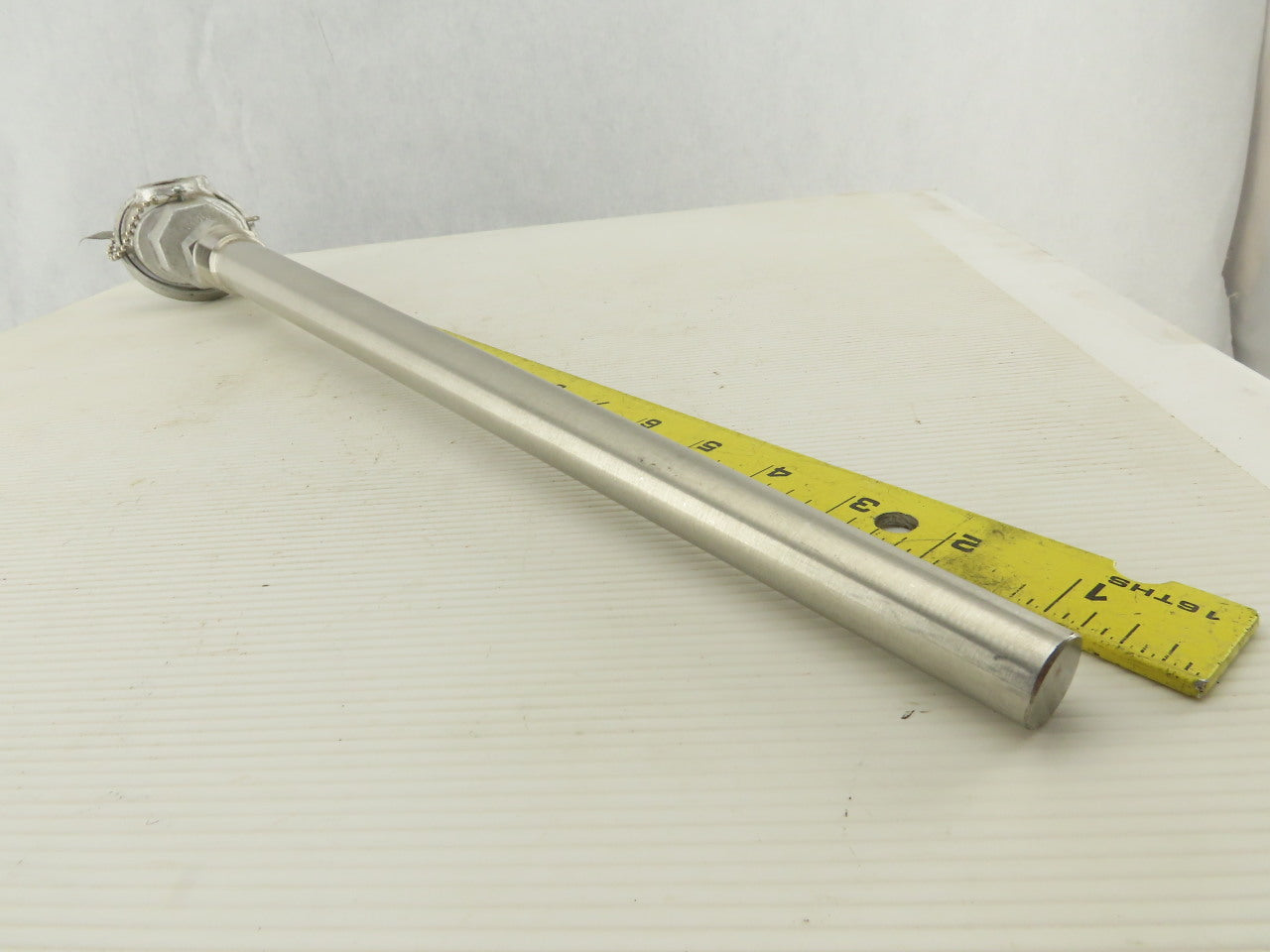 Barber-Colman J61W-M0165-AB2-L-0B Thermowell Tapered Probe 17"