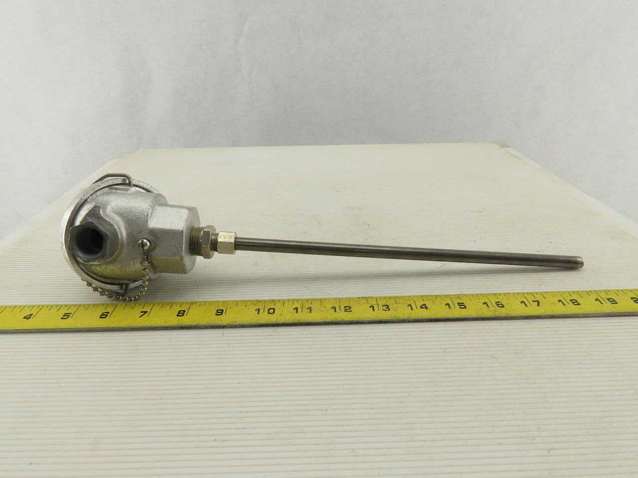 Barber Colman J20I-73112 Thermocouple Probe Cast Iron Housing 10" Probe