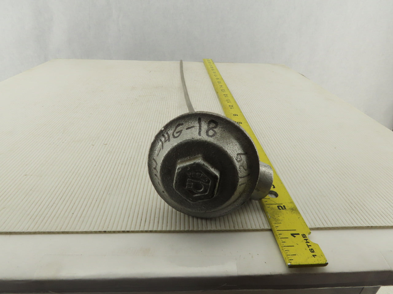 Omega NB1-1C1N-14G-18 Thermocouple Cast Iron Housing 18" Probe