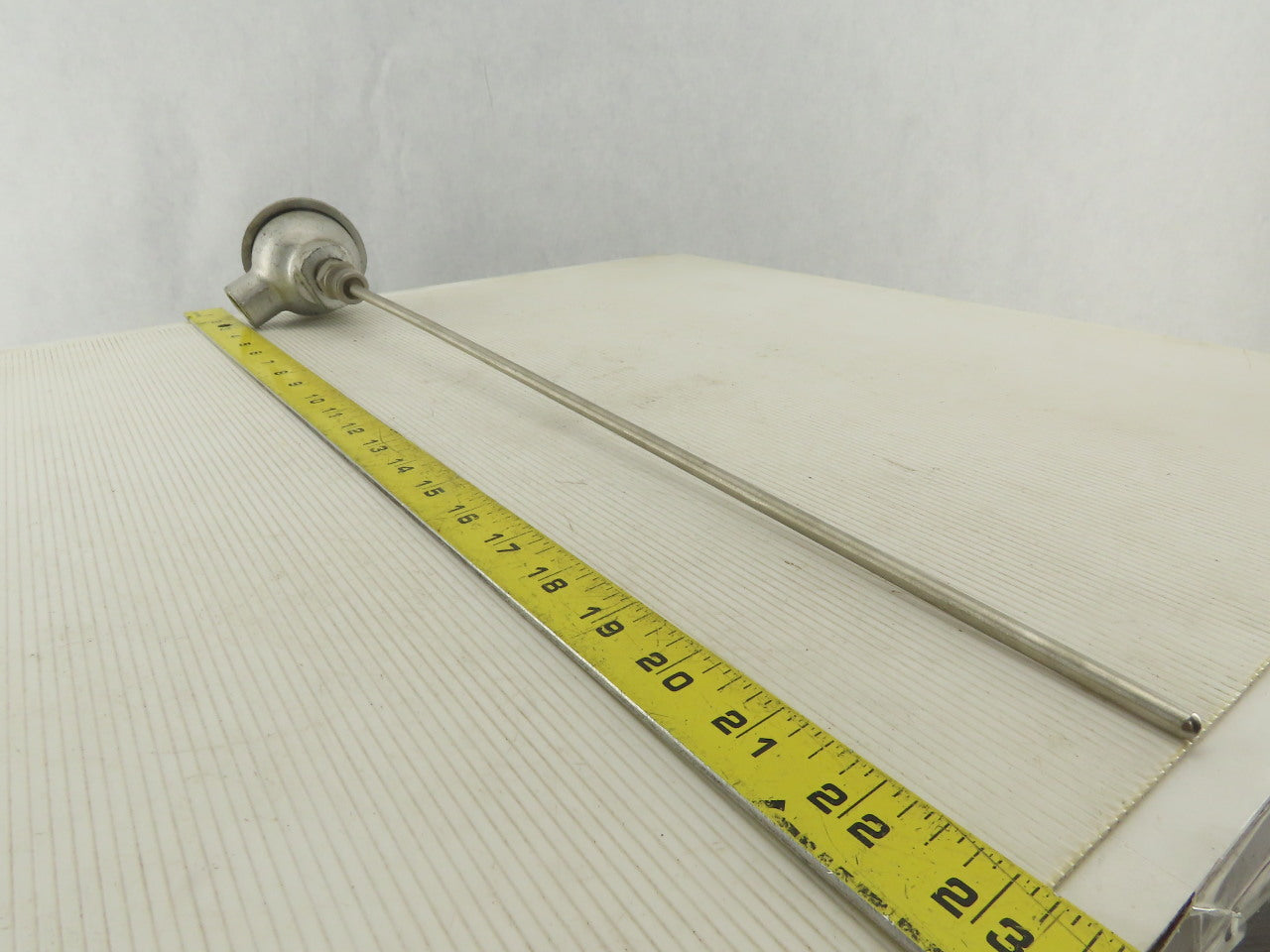 Omega NB1-1C1N-14G-18 Thermocouple Cast Iron Housing 18" Probe