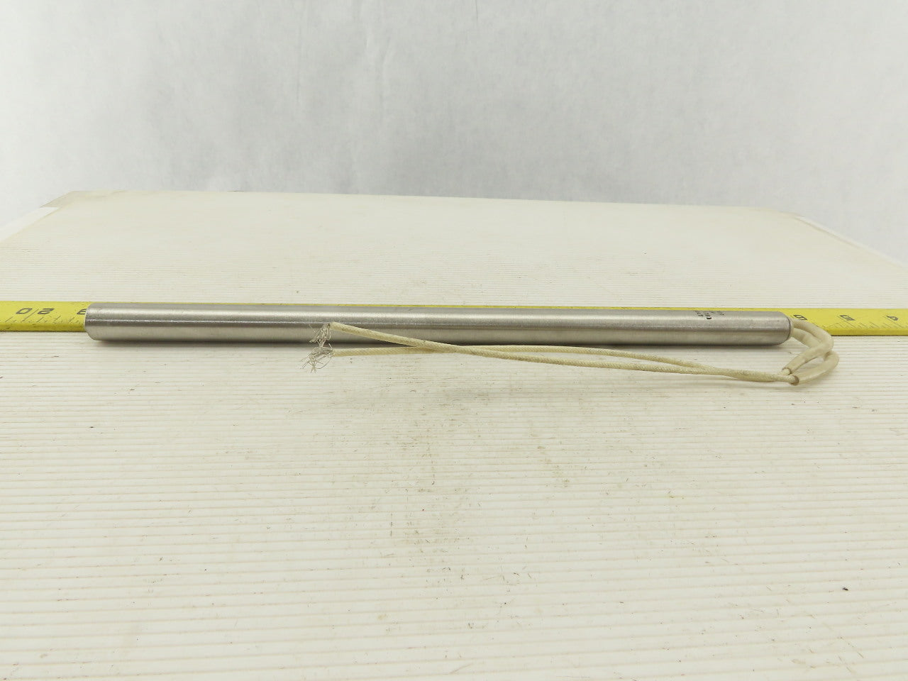 Vulcan W97 TB6052A 1kW 120V Thunderbolt Rod Cartridge Heater 12" OAL