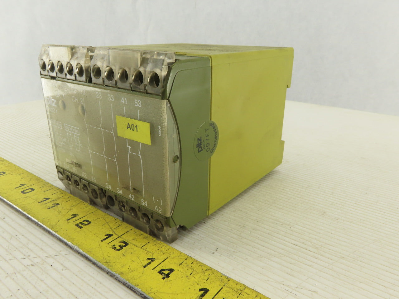 Pilz PNOZ4 474995 24VDC 2 Channel Safety Relay