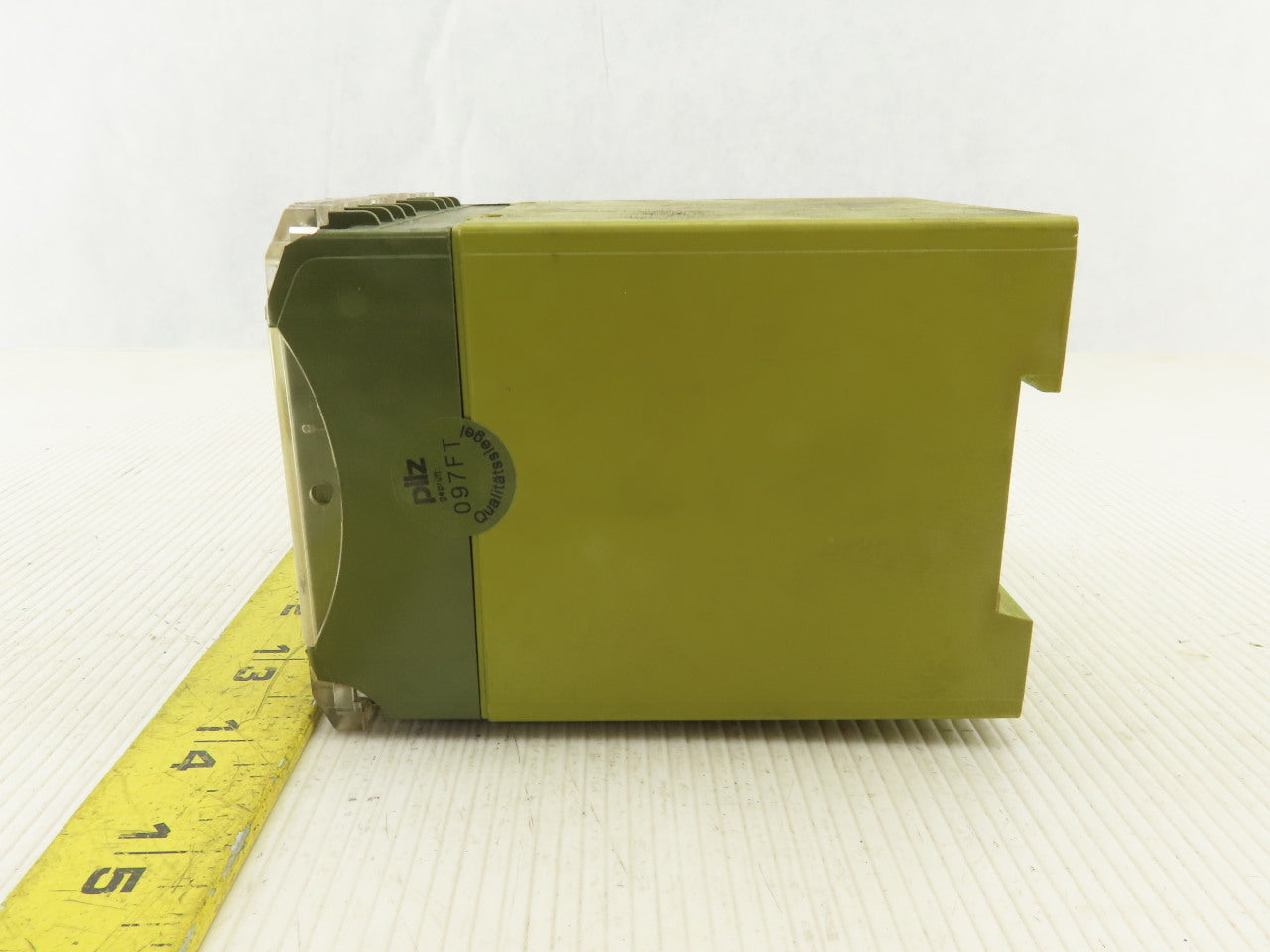 Pilz PNOZ4 474995 24VDC 2 Channel Safety Relay