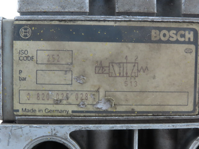 Bosch 0 820 025 028 5/2 Position Single Solenoid Air Valve 110V Coil