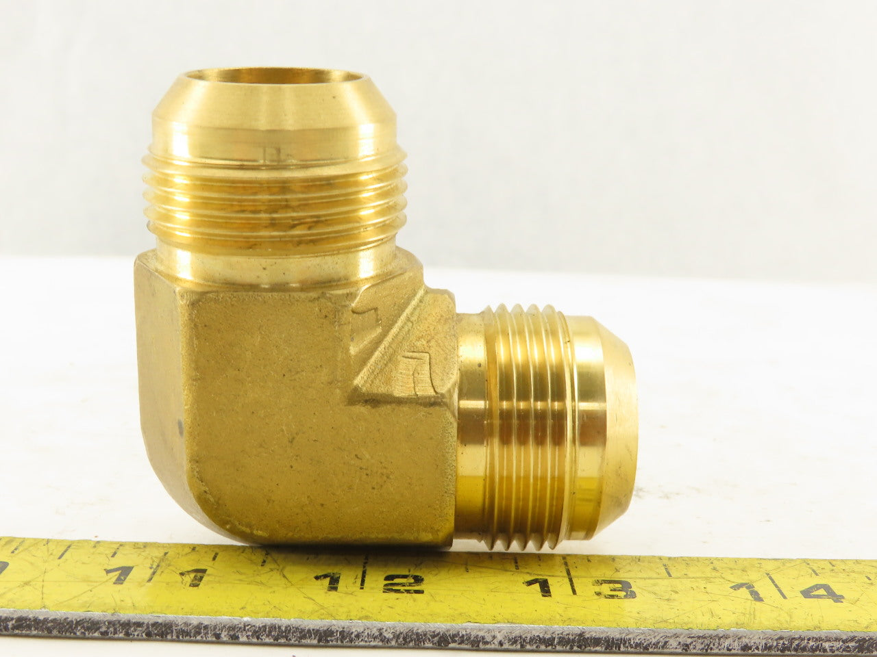 Parker 16ETX-B 1" 37° Flare Brass 90° Connector
