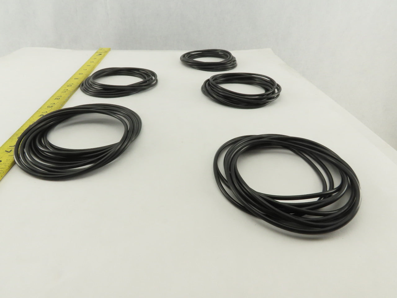 USA Sealing ZUSAH70241 Size 241 3-7/8" ID Buna N O-Ring 70A Lot Of 47