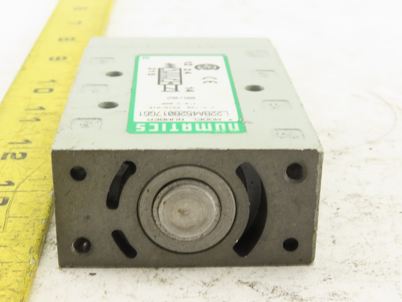 Numatics L22BA452B017G61 5/2 Position Pneumatic Valve No Solenoid