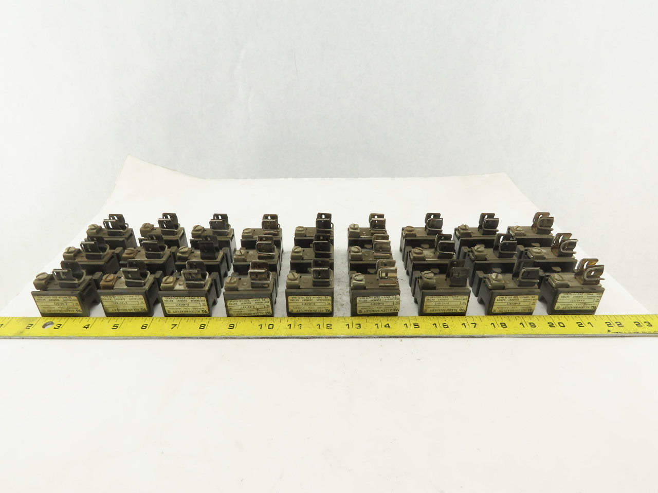 Allen Bradley X-401977 30A 250V 3 Pole Fuse Holder Block Lot Of 9