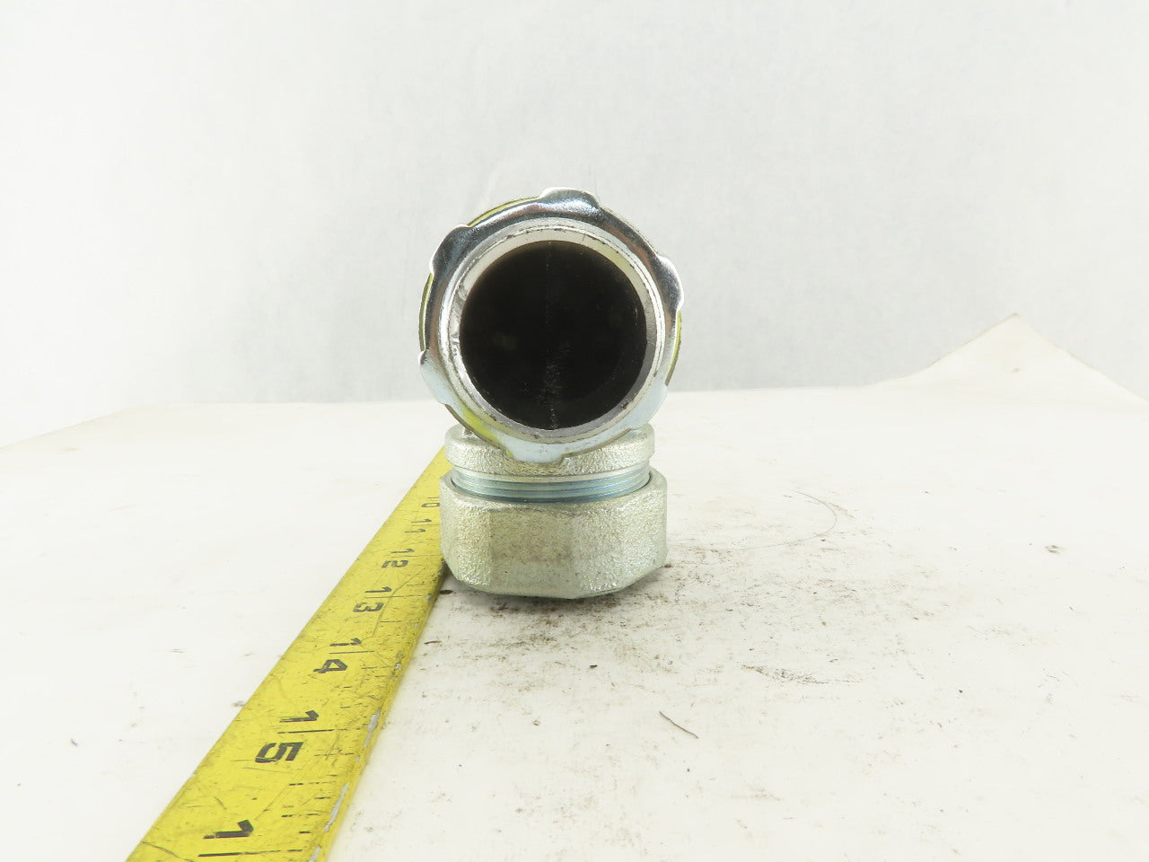 1-1/4" Flexible Metal Conduit Liquid Tight Elbow 90°
