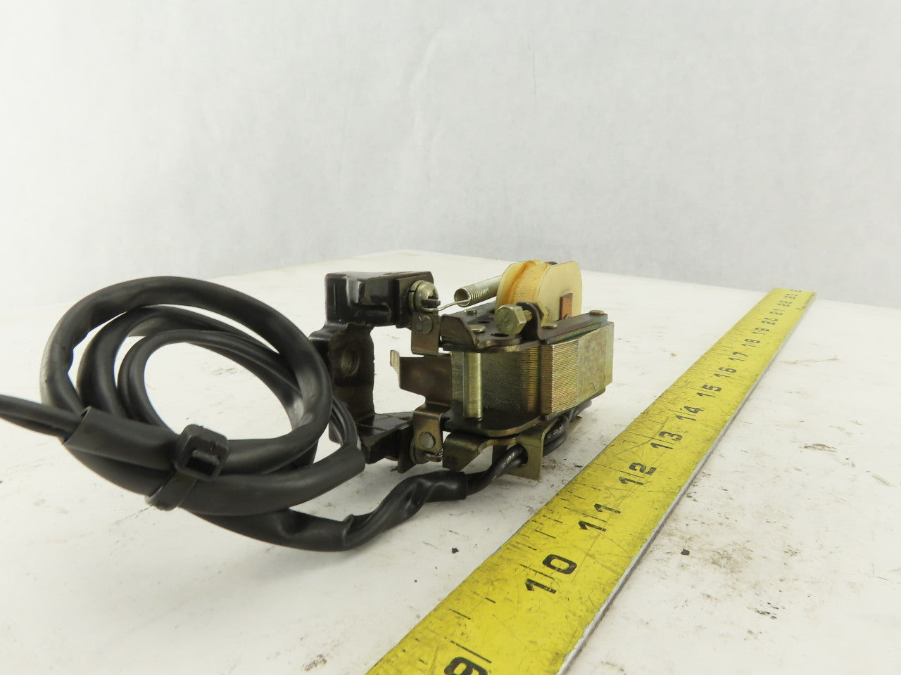 Goulds 92540K06 48VDC Under Voltage Coil Line Breaker