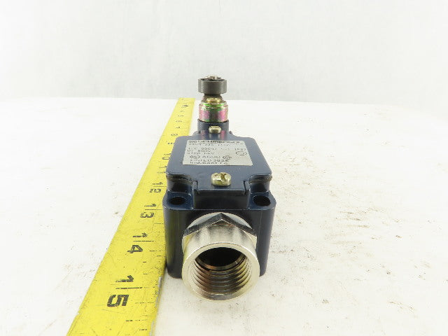 Schmersal T4VH 335-11ZUE 600V 10A Rocker Cam Limit Switch