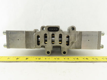 Parker L-215-53-102 Valvair Pneumatic Dual Piloted Valve 120V Override
