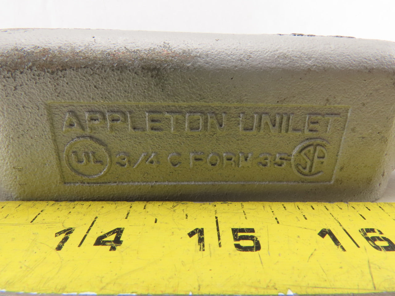 Appleton Unilet 3/4" C Form 35 Conduit Body Lot Of 2