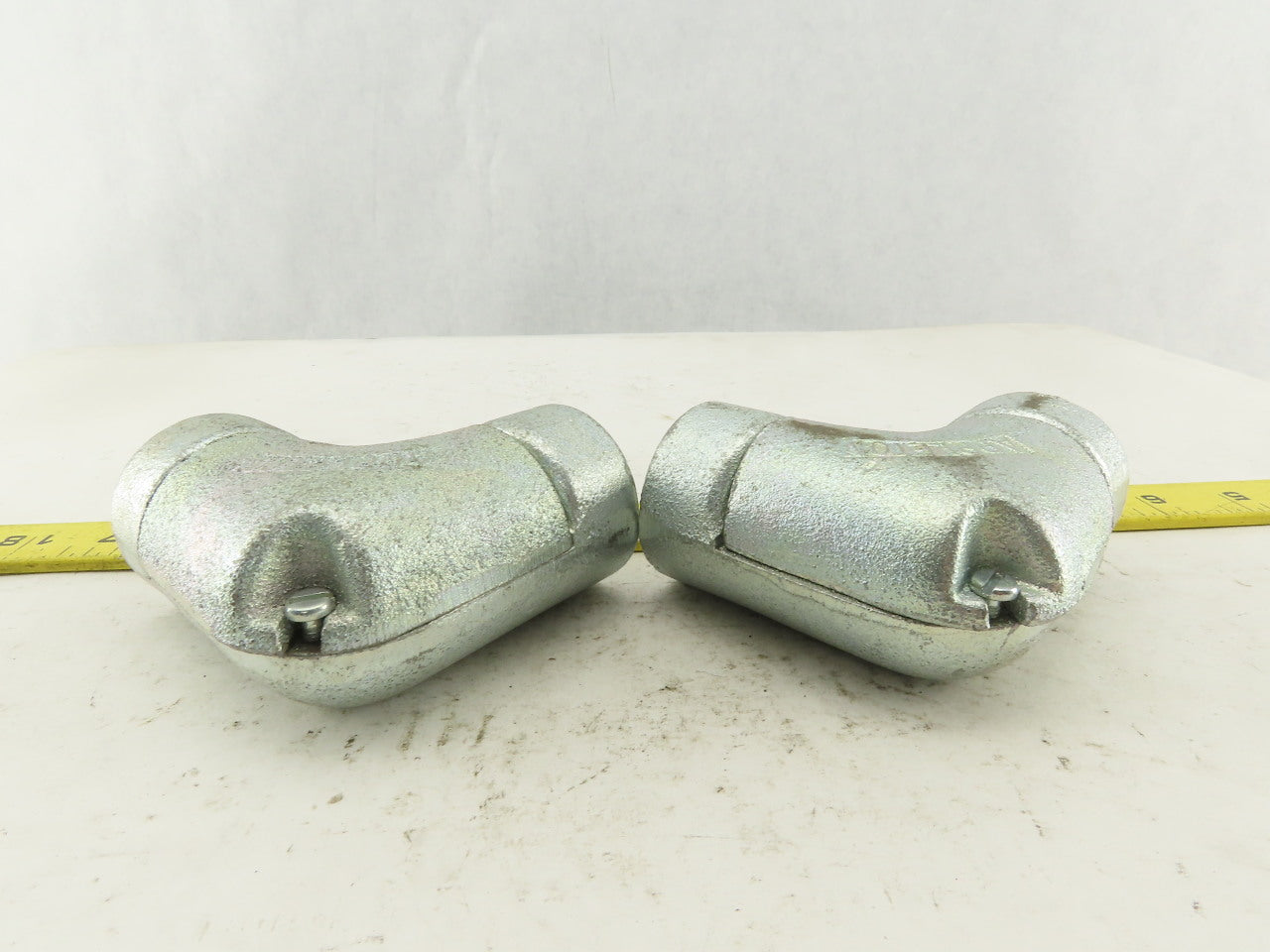 Appleton 1" Conduit Side Entry Pulling Elbow Galvanized 90° Lot OF 2