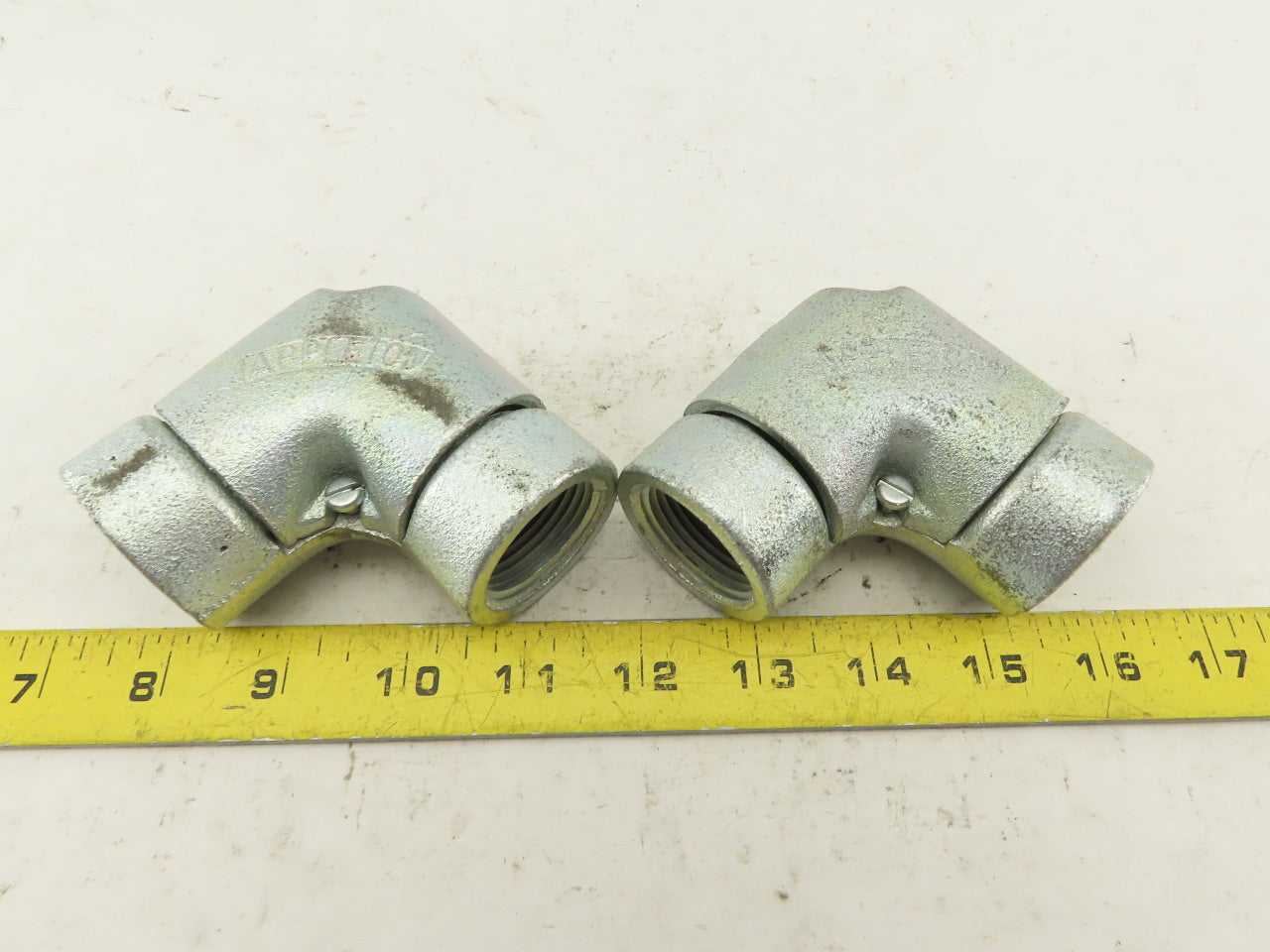 Appleton 1" Conduit Side Entry Pulling Elbow Galvanized 90° Lot OF 2