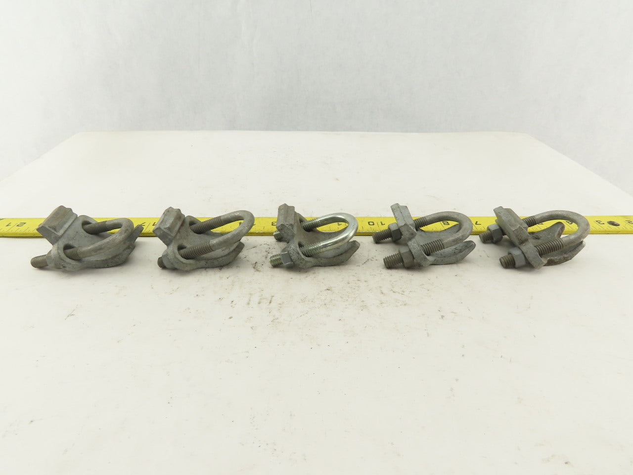 Appleton PC-50RA 1/2" Right Angle Saddle Clamp Lot Of 4