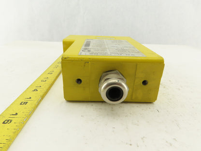 Sick WSU 26/2-230 24VDC Photoelectric Safety Light Curtain Sender 15-70m Range