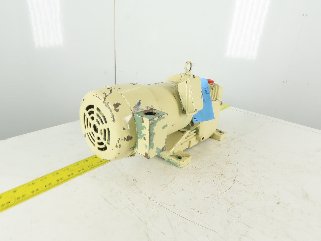 Mitsubishi SF-ERF 25:1 Ratio 68RPM Output 0.4kW 200/220V 50/60Hz Gear Motor