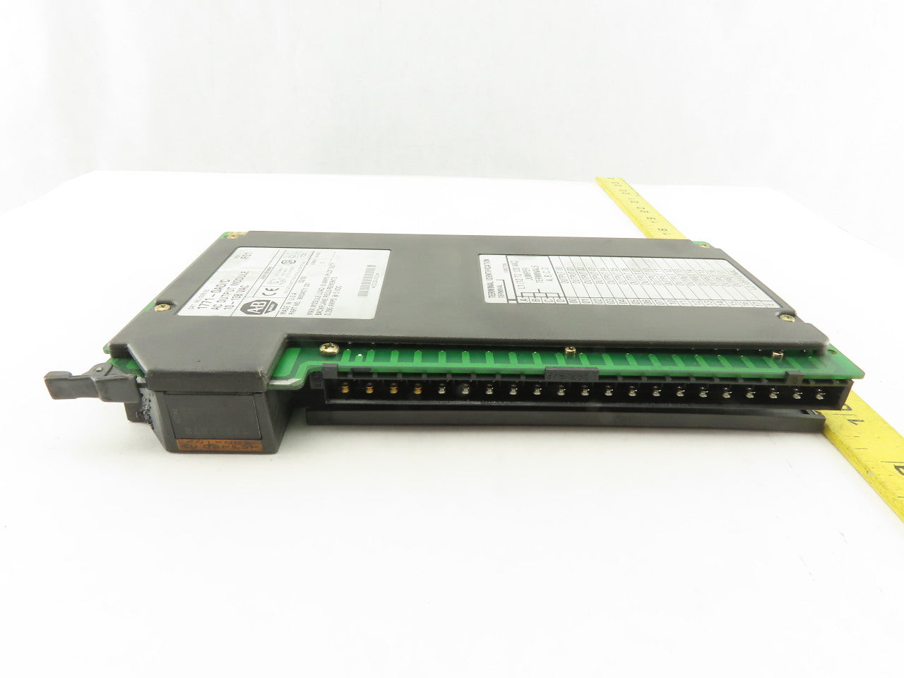 Allen Bradley 1771-OAD/C 10-138V REV F01 Series C  AC Output Module
