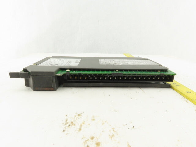 Allen Bradley 1771-OAD/C 120VAC 50/60Hz 240VA REV H01 Series C