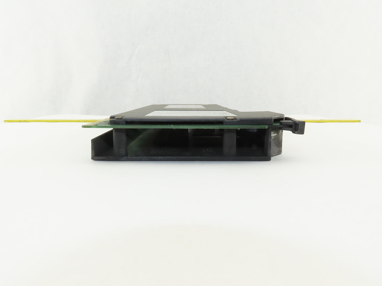 Allen Bradley 1771-OAD/C 10-138 VAC AC Output Module REV G01 Series C