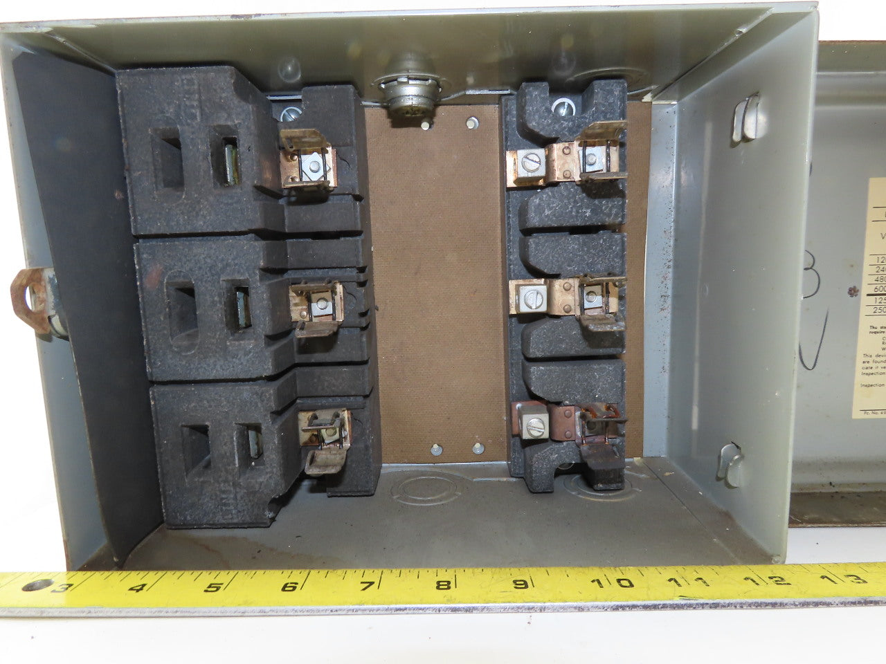 ITE BP-351 Bustribution 5 To 15Hp 30A 480/600VAC 3 Pole Fused Bus Tap