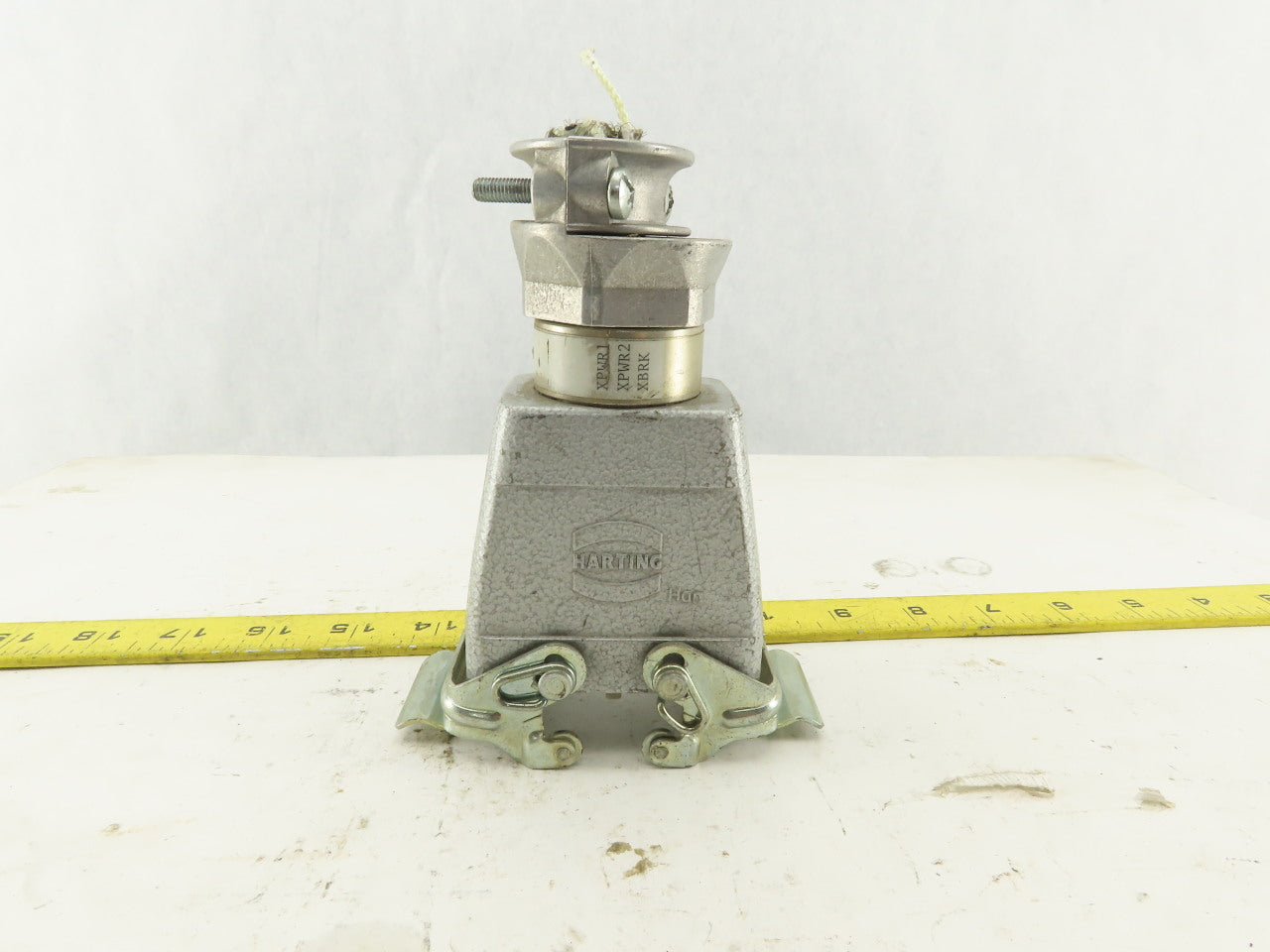 Harting HAN-E10F 10 Pin Female Lever Lock 16A 380V Straight Connector SKV29