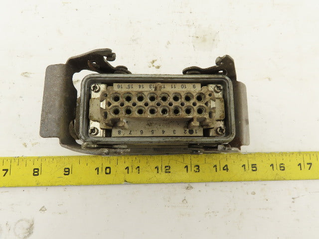 Thomas & Betts 16 Pin Female Lever Lock Side Entry Connector 16A 600V