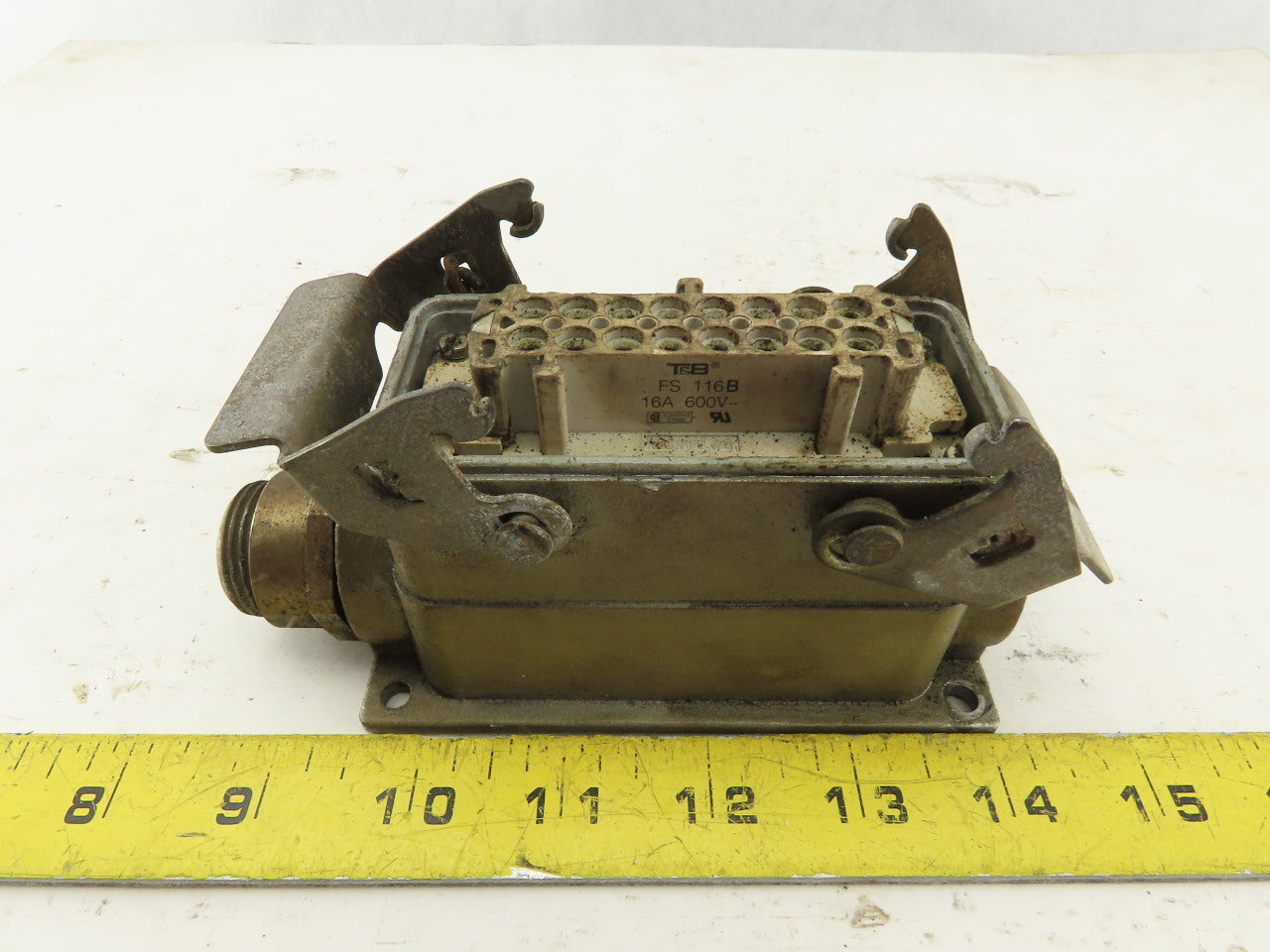 Thomas & Betts 16 Pin Female Lever Lock Side Entry Connector 16A 600V