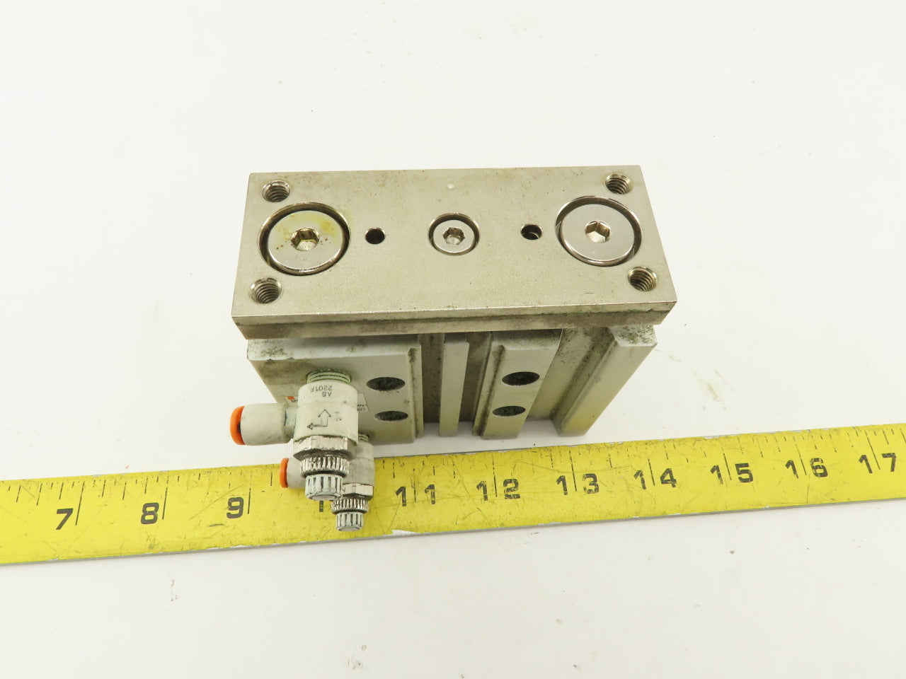 SMC MGPM25N-30 25mm Bore 30mm Stroke Compact Guided Cylinder 145 PSI