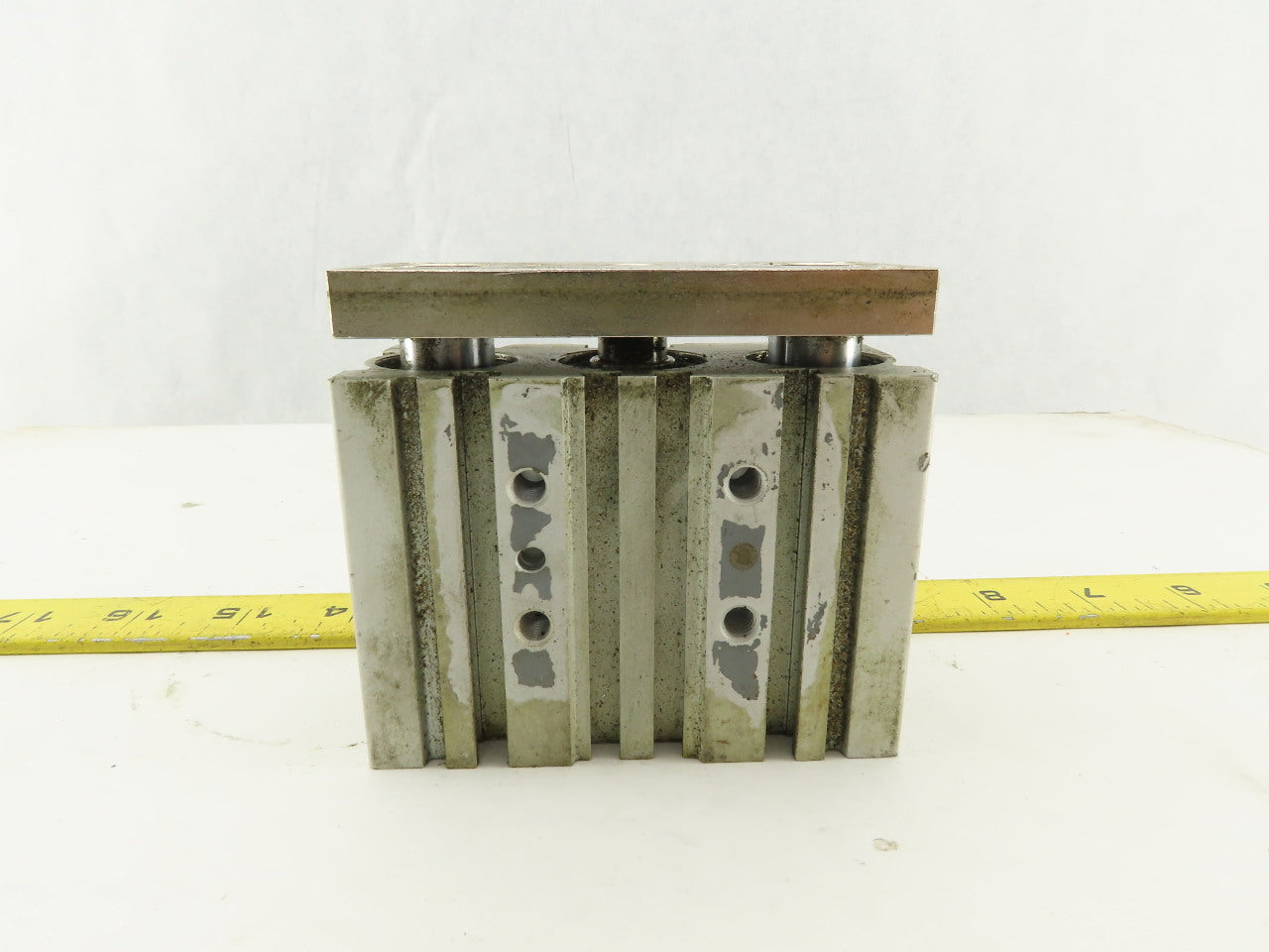 SMC MGPM25N-30 25mm Bore 30mm Stroke Compact Guided Cylinder 145 PSI