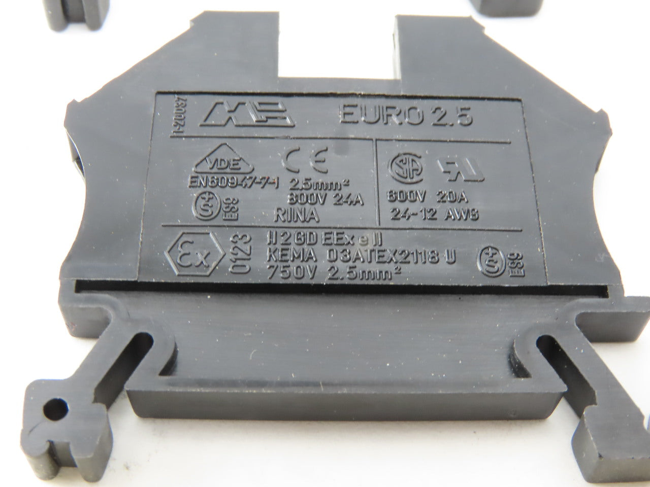EURO 2.5 750V 12-24AWG Single Pole Electrical Terminal Block Lot/62