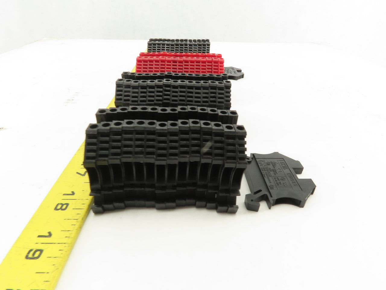 EURO 2.5 750V 12-24AWG Single Pole Electrical Terminal Block Lot/62
