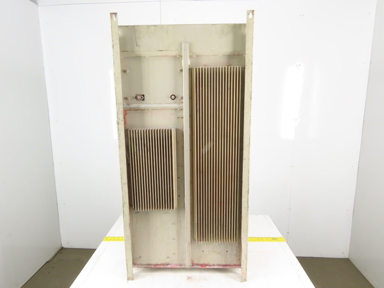 Reliance 1VT4130U 31kVa 30Hp 460 V 39A 50/60Hz 3Ph 6-60Hz Variable Torque Drive