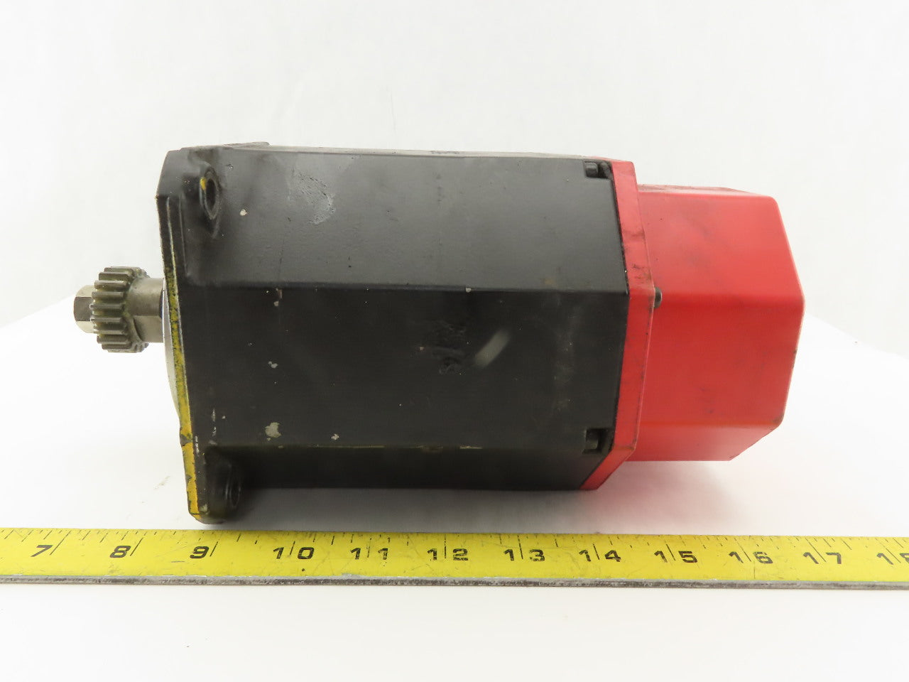 Fanuc A06B-0162-B075 aM6/3000 1.4kW 3000RPM 144VAC 200Hz AC Servo Motor