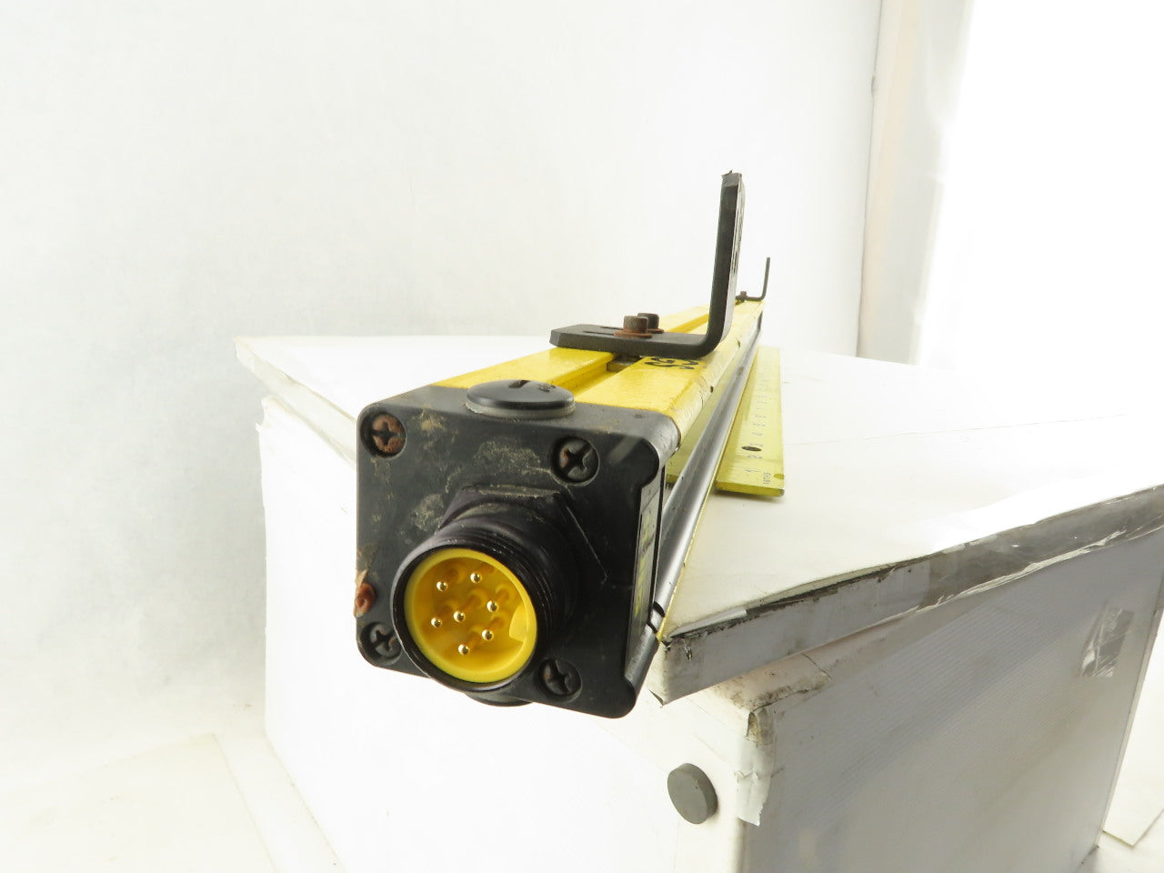 Sick FGSE 900-211 24VDC Safety Light Curtain Receiver Unit