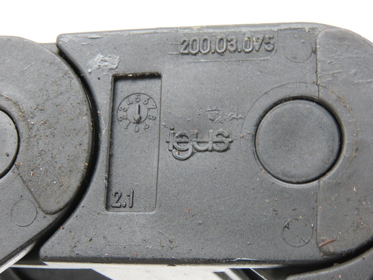 Igus 200.03.075 1-1/2" x 1"  Cable Drag Chain Energy Chain 32"