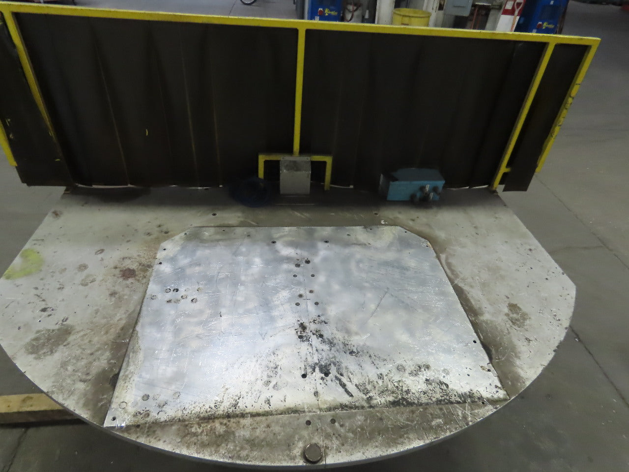 ACCUBILT Robot Welder 96" Horizontal 180° Rotary Indexing Turn Table 180VDC